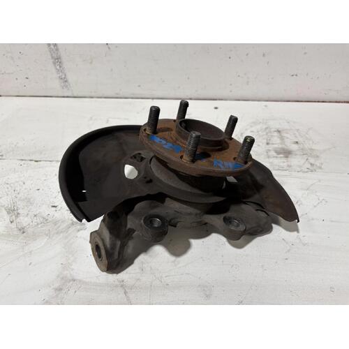 Toyota Hilux Right Front Hub Assembly TGN16 02/05-08/15