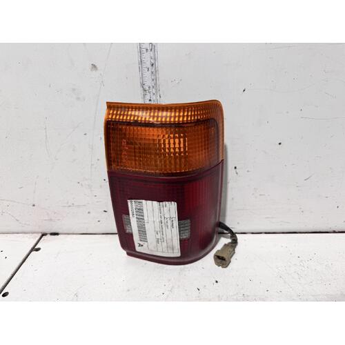 Toyota 4 Runner Right Tail Light VZN130 10/1991-06/1996