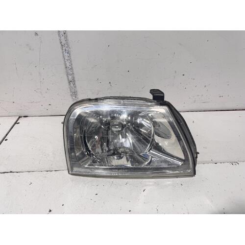 Mitsubishi Triton Right Head Light MK 11/2004-06/2006