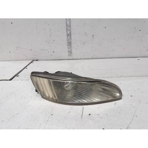 Lexus RX330 Right Bumper Foglight MCU38 04/2003-11/2008
