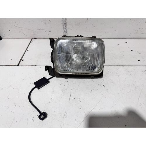 Holden Rodeo Right Head Light TF 03/1997-02/2003