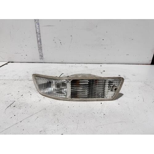 Toyota RAV4 Right Bumper Flasher SXA11 10/1997-06/2000
