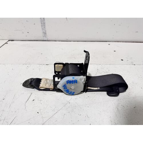 Toyota Corolla Right Rear Seat Belt ZZE122 12/2001-06/2007