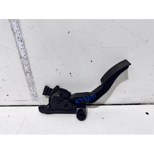 KIA RIO Accelerator Pedal UB 08/2011-11/2016