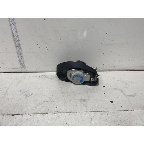 Nissan Pulsar Left Front Seatbelt B17 12/2012-12/2017