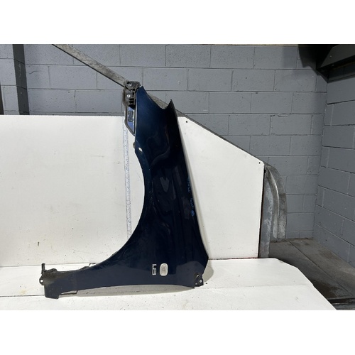 Toyota Corolla Left Guard ZZE122 12/2001-06/2007