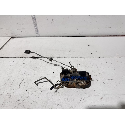 Toyota Hilux Right Front Lock Mechanism VZN172 09/1997-03/2005