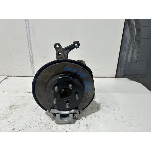 Toyota Corolla Right Rear Hub Assembly ZWE211 07/2018-2024