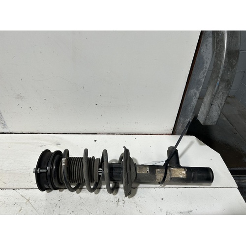 Volkswagen Golf Right Front Strut GEN 7 12/2012-08/2020