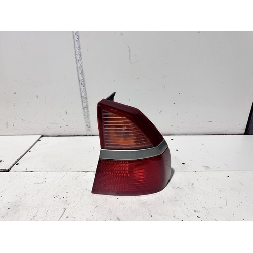 Mitsubishi Verada Right Tail Light KH 03/1999-06/2000