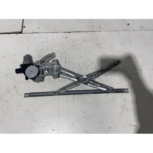 Mitsubishi ASX Right Front Window Regulator XB 05/2010-07/2013
