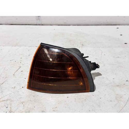 Mitsubishi Verada Left Corner Light KH 03/1999-06/2000