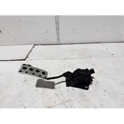 Toyota Camry Accelerator Pedal ACV40 06/2006-02/2012