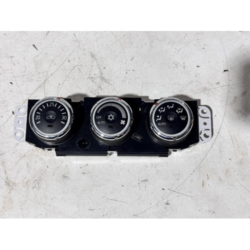 Mitsubishi ASX Heater Controls XB 05/2010-07/2013