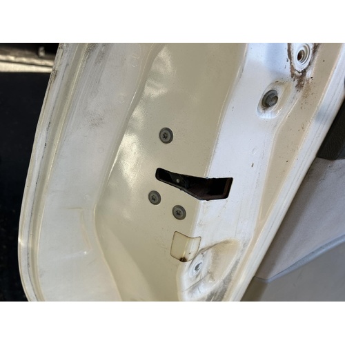 Toyota Tarago Left Rear Door Lock Mechanism ACR50 03/2006-06/2020