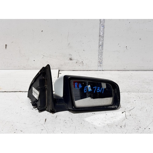 Holden Commodore Right Door Mirror VZ 10/2002-09/2007