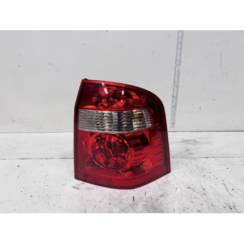 Ford Territory Right Tail Light SY 05/2004-04/2009