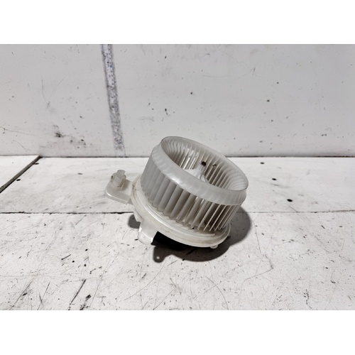 Toyota Prius Heater Fan Motor ZVW30 07/2009-12/2015
