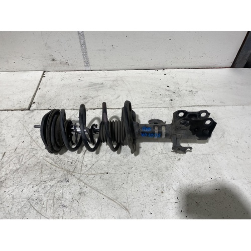 Toyota Prius Right Front Strut 2ZR-FXE ZVW30 03/2012-02/2014