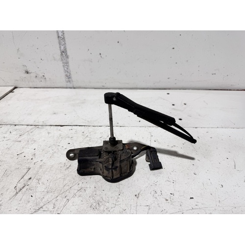 SAAB 9 3 Left Head Light Wiper Motor and Arm 06/1998-09/2002
