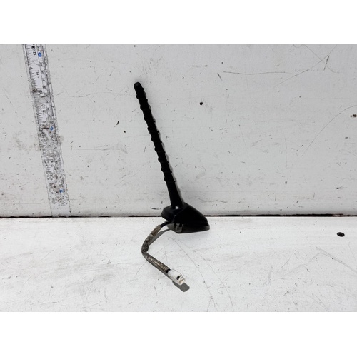 Toyota Prius Antenna ZVW30 07/2009-12/2015