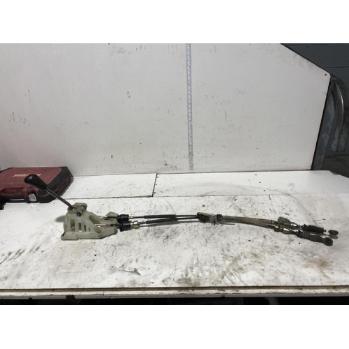Toyota Corolla Gear Shifter ZZE122 12/2001-06-2007