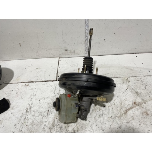 Toyota Prado Brake Booster GRJ120 02/2003-10/2009