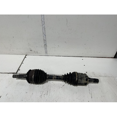 Toyota Hilux Left Front Drive Shaft KUN26 03/2005-08/2015