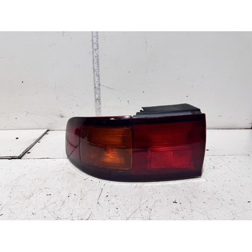 Toyota Camry Left Tail Light SXV10 06/1995-07/1997