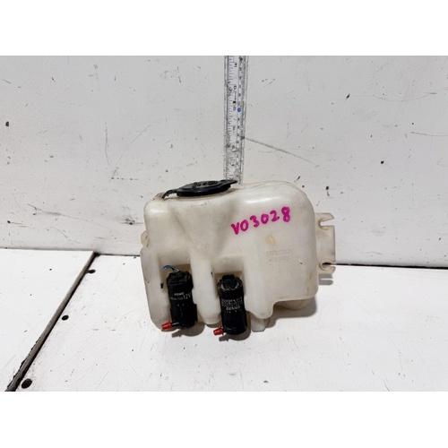 Toyota Landcruiser Washer Bottle HZJ80 05/1990-03/1998