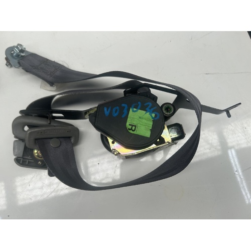 Toyota Avalon Right Front Seatbelt MCX10 07/2000-06/2005