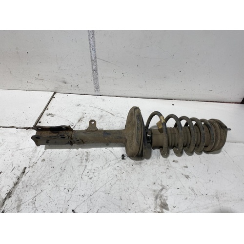 Toyota Avalon Right Rear Strut MCX10 07/2000-06/2005