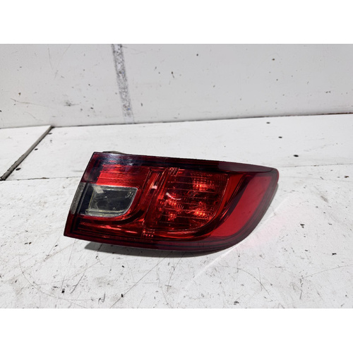 Renault Clio Right Tail Light X98 09/2013-10/2019