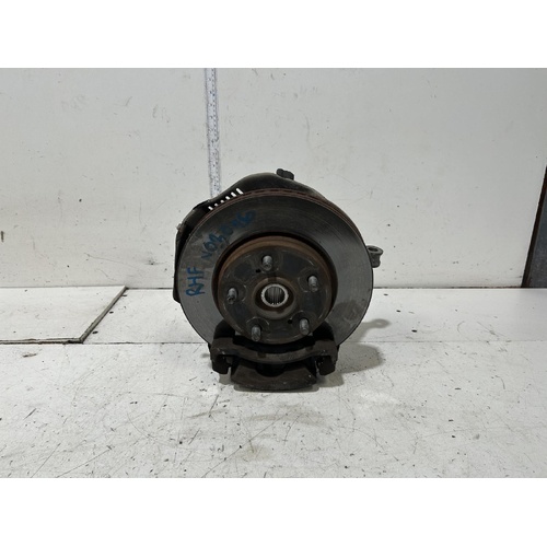 Toyota Corolla Right Front Hub Assembly ZRE152 03/2007-12/2013