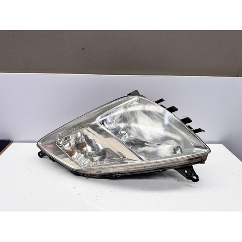 Toyota Prius Left Head Light NHW20 10/2003-11/2005