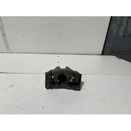 Toyota Avalon Left Rear Caliper MCX10 07/2000-06/2005