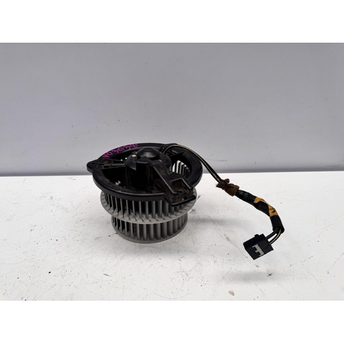 Toyota Prius Heater Fan Motor NHW20 10/2003-05/2009