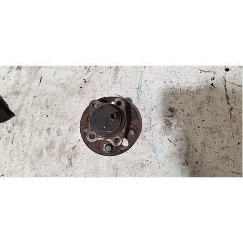 Toyota Corolla Right Raer Bearing Hub ZRE182 10/2012-06/2018