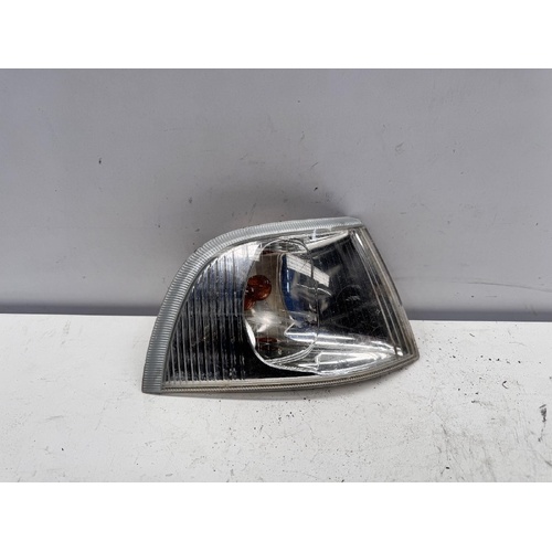 Volvo S40 Right Corner Light 03/1997-01/2002