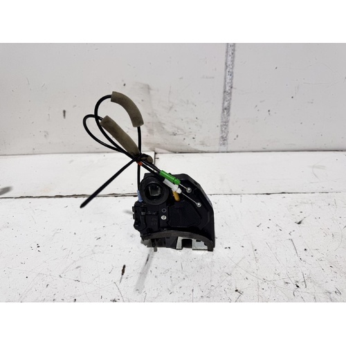 Toyota Corolla Right Rear Lock Mechanism ZWE211 07/2018-10/2019
