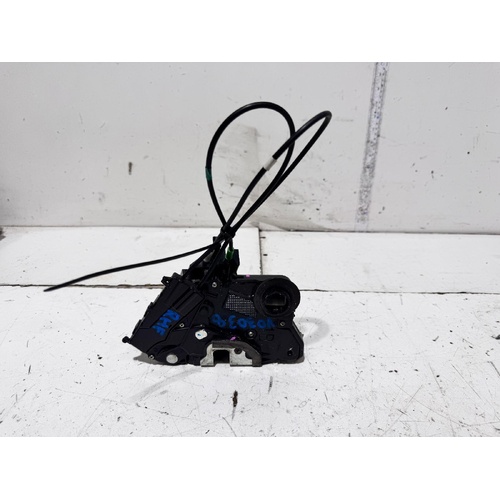 Toyota Prius Right Front Lock Mechanism NHW20 10/2003-05/2009