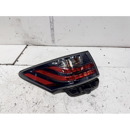 Lexus CT200H Left Tail Light ZWA10 12/2010-08/2017