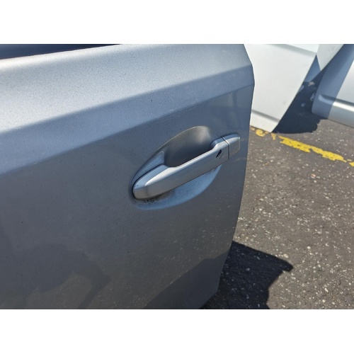 Toyota Corolla Left Front Outer Door Handle ZRE182 03/2015-06/2018