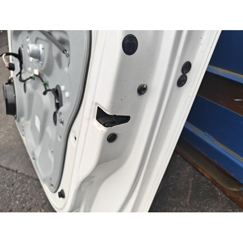 Volkswagen Caddy Right Front Door Lock Mechanism 2K 08/2010-06/2015