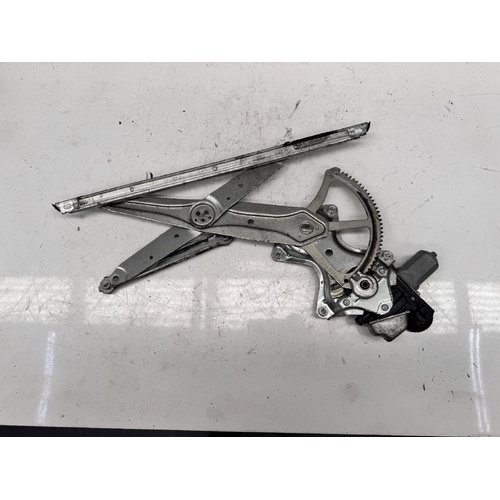 Lexus CT200H Right Front Window Regulator ZWA10 03/2011-10/2022