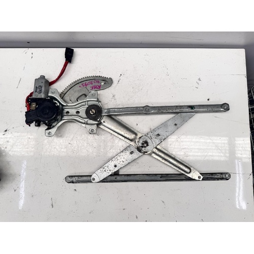 Toyota Estima Right Front Window Regulator ACR30 2000-2006