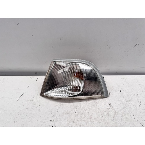 Volvo S40 Left Corner Light 03/1997-01/2002
