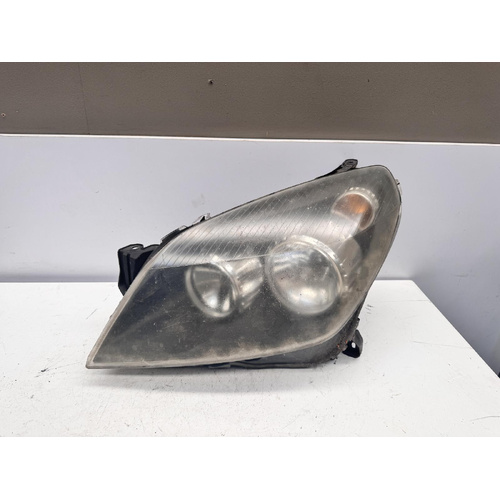 Holden Astra Left Head Light AH 10/2004-08/2009