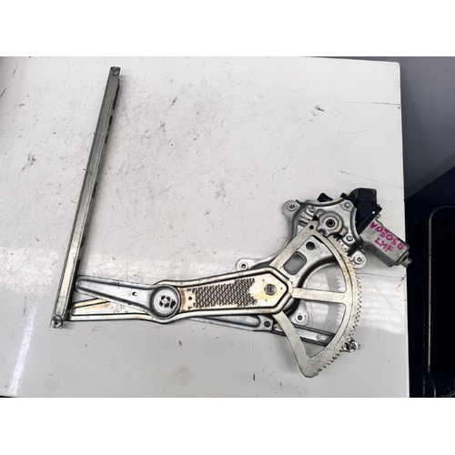 Toyota Corolla Left Front Window Regulator ZZE122 12/2001-06/2007