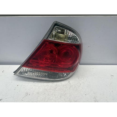 Toyota Camry Right Taillight SK36 08/2002-05/2006